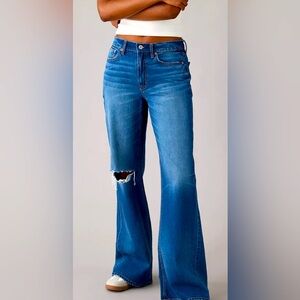 NWT American Eagle Outfitters Dreamy Drape Low Rise Baggy Flare size 14 Short